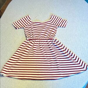 Free’s Mart cream, red, and navy striped dress.  Size Small.